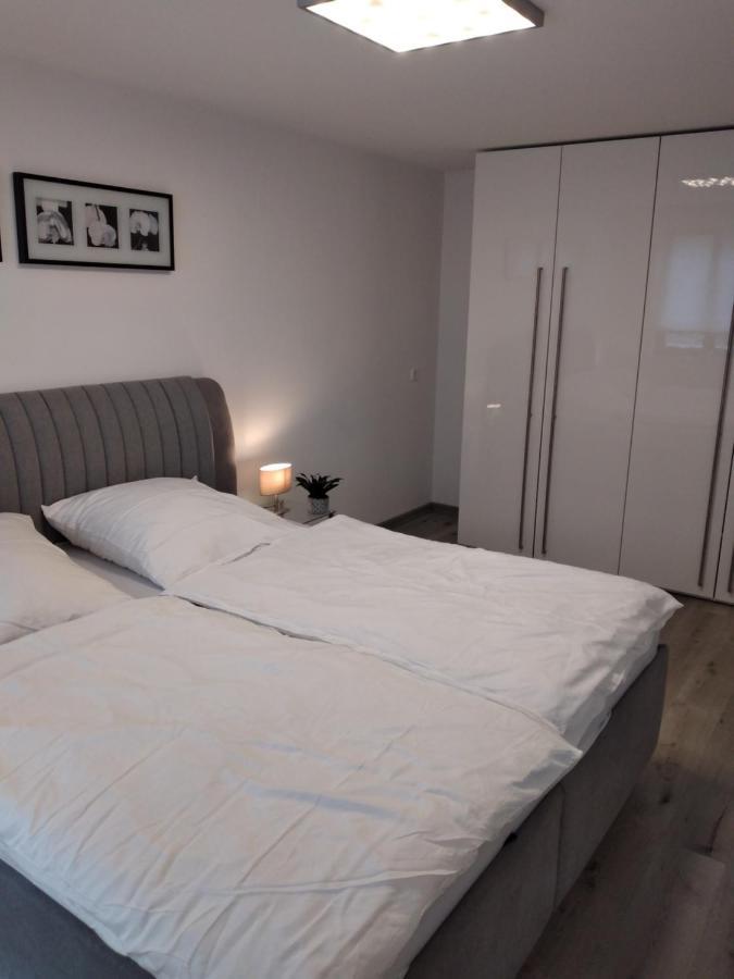 Ferienwohnung Trunk Direkt An Den Weinbergen, Parkplatz, Terrasse Mit Grill Und Lounge Roschbach Bagian luar foto